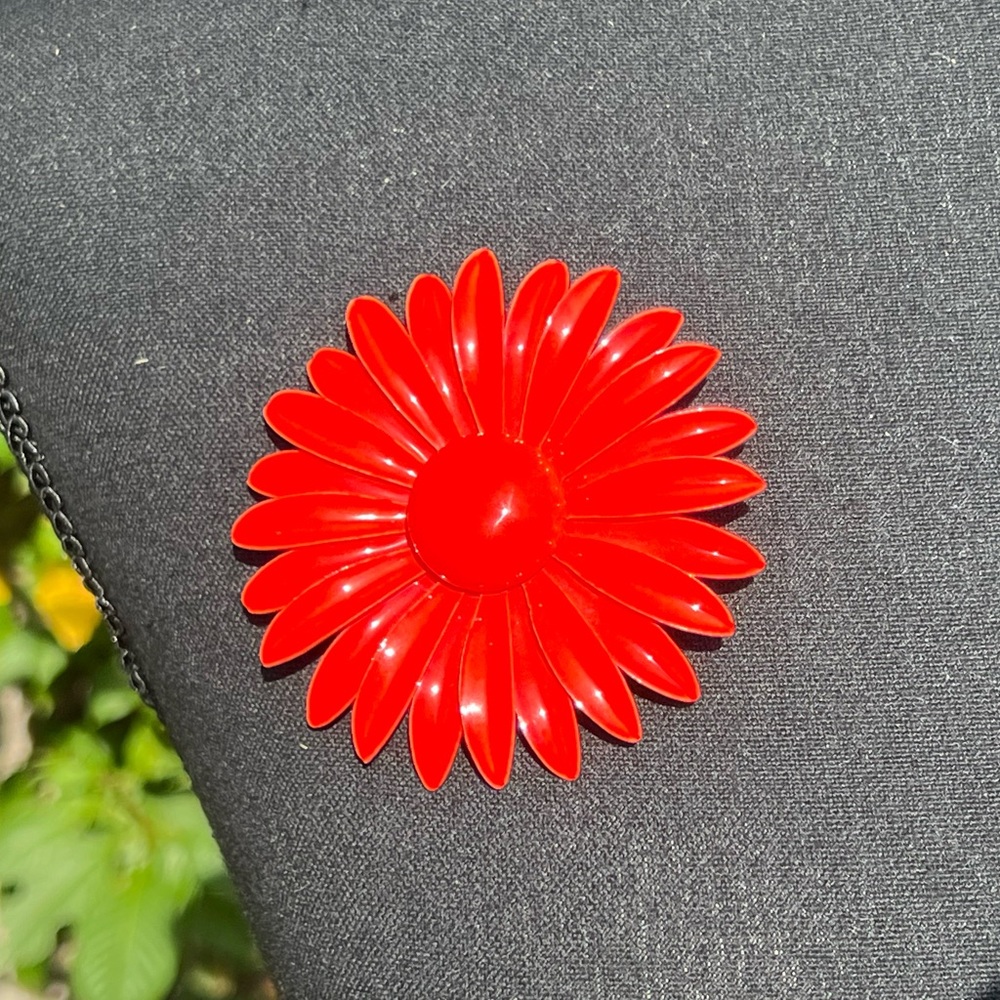 Vintage Bright Orange Flower Brooch - Picture 3 of 6